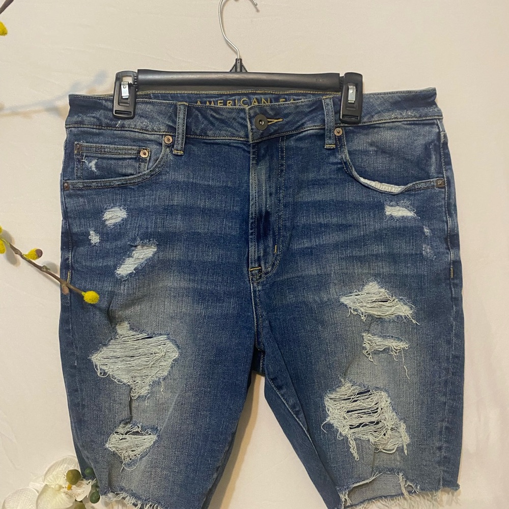 American Eagle Outfitters womens Distressed Denim Shorts